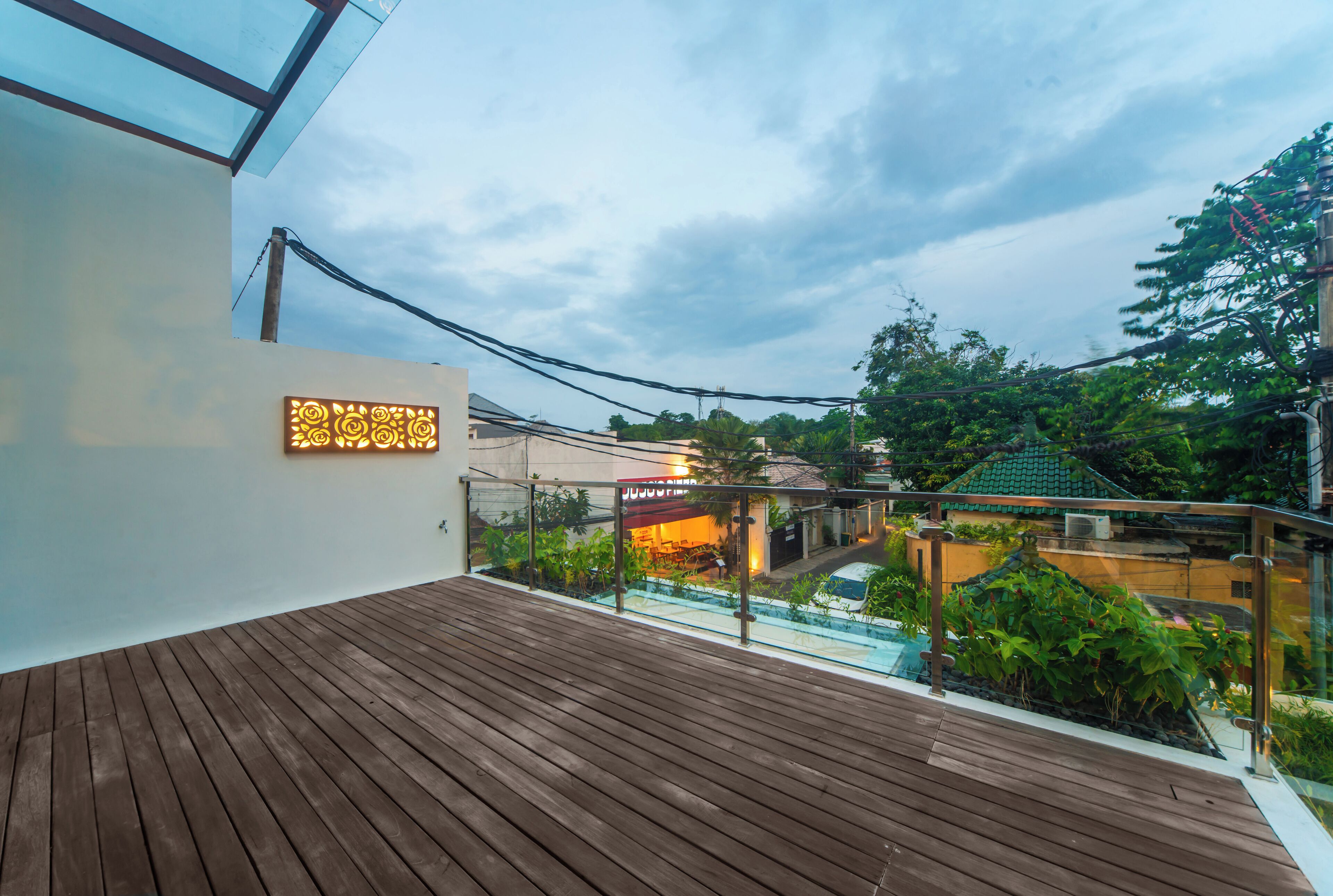 Villa Familiale, vue piscine | Vue depuis le balcon