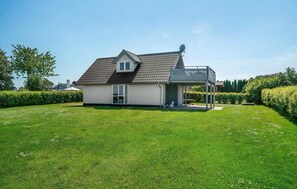 Exterior - Perfect setting for a family holiday by sea (Bogense)
