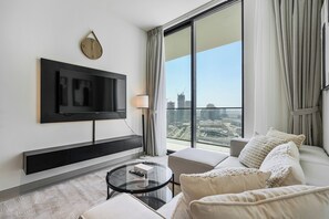 Exclusive Apartment, Balcony, City View | Living room