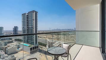 Appartement Exclusif, balcon, vue ville | Balcon