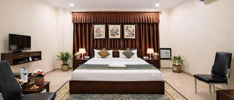 Allergikerbettwaren, Schreibtisch, schallisolierte Zimmer