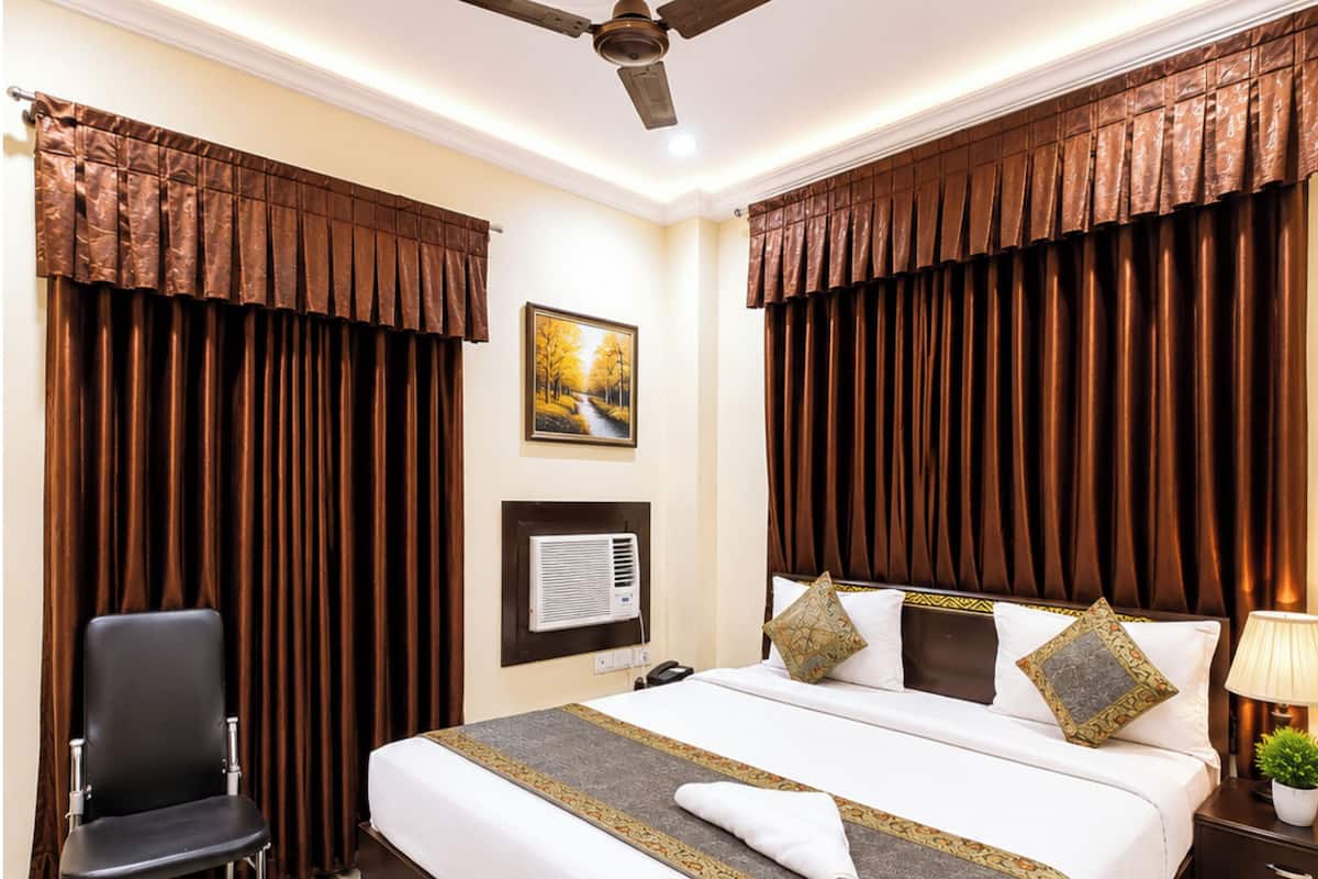 Deluxe Double Room, Air conditioning | View from room