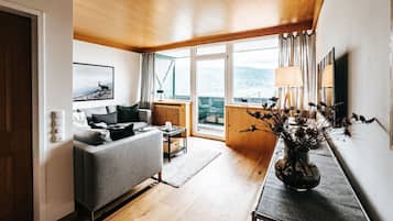 Smart TV, foosball, table tennis, books