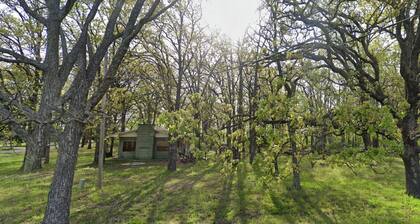 Peaceful cabin near Grand Lake on big lot