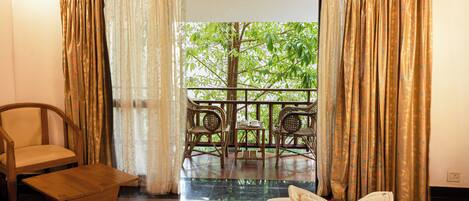 Classic Double Room | Free WiFi