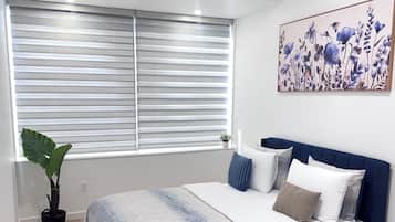 1 habitación, tabla de planchar con plancha, wifi y ropa de cama