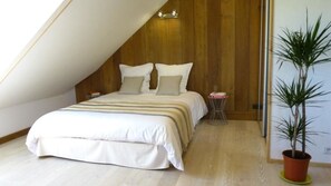 Sumarhús - verönd - útsýni yfir garð | Ókeypis þráðlaus nettenging