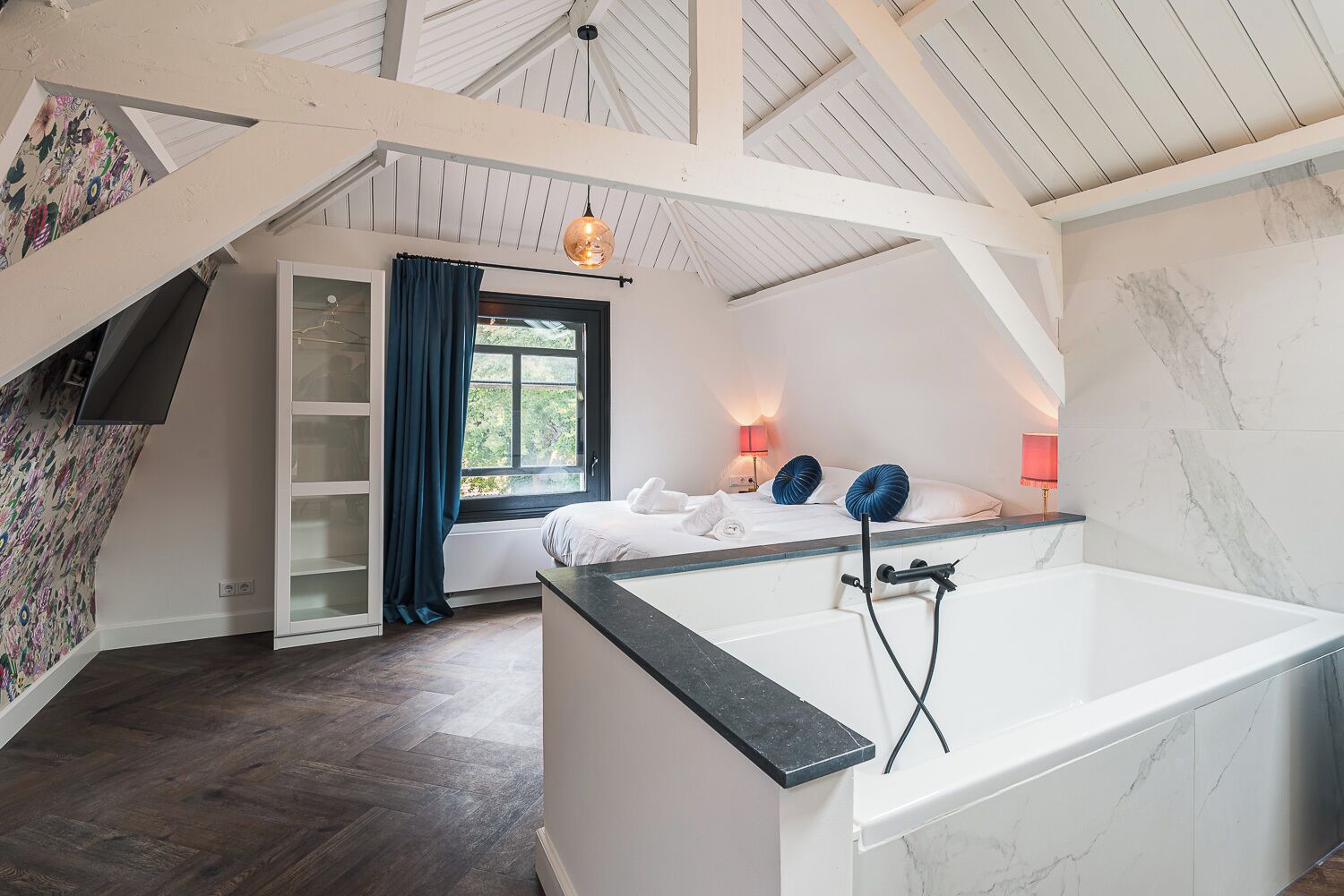 Family Suite | In-room safe, desk, laptop workspace, free WiFi