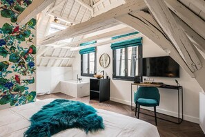 Junior Studio Suite, City View | In-room safe, desk, laptop workspace, free WiFi - De Bij Middelburg (Middelburg)