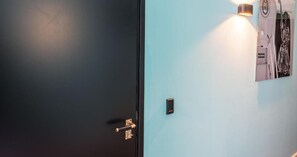 標準雙人房, 花園景觀 | 客房內保險箱、書桌、筆電工作空間、免費無線上網