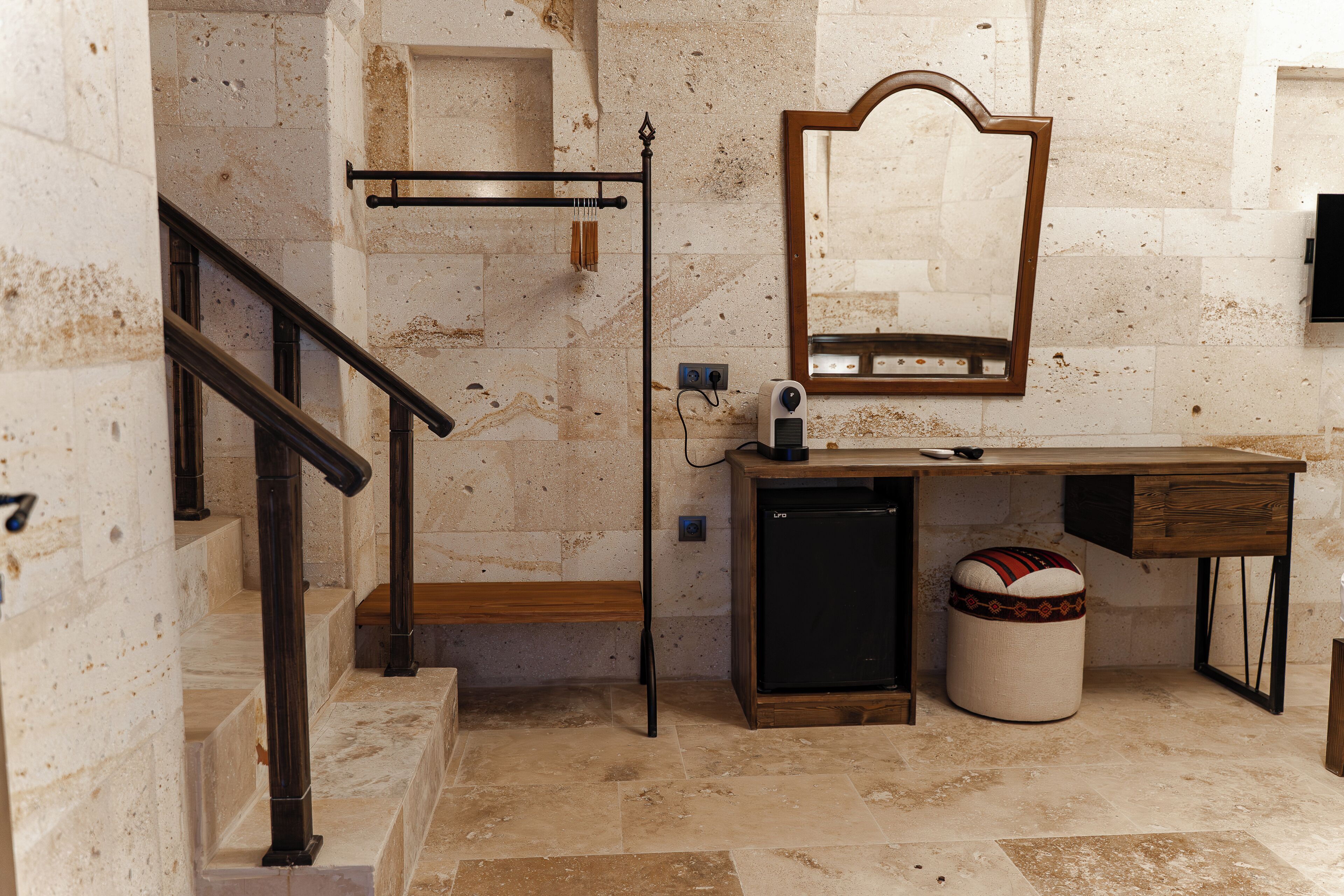 Quarto casal, 1 cama King, sacada, vista para a cidade | Wi-Fi de cortesia