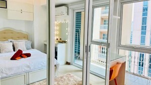 Room - AdahkuMaya Luxury Suites (Bgc Taguig City)