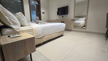 Habitación doble Deluxe | Escritorio y wifi gratis
