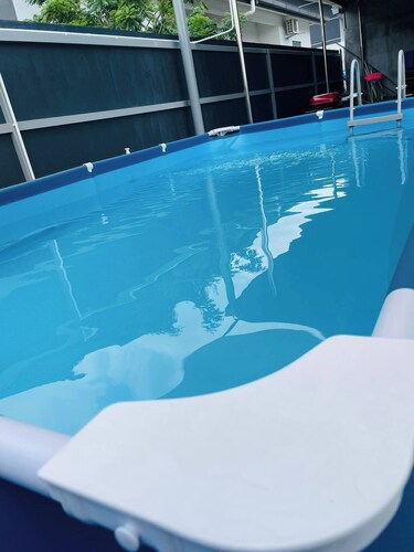 Spacious Family Homestay in Durian Tunggal with Private Pool