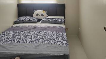 2 bedrooms, Internet, bed sheets, wheelchair access