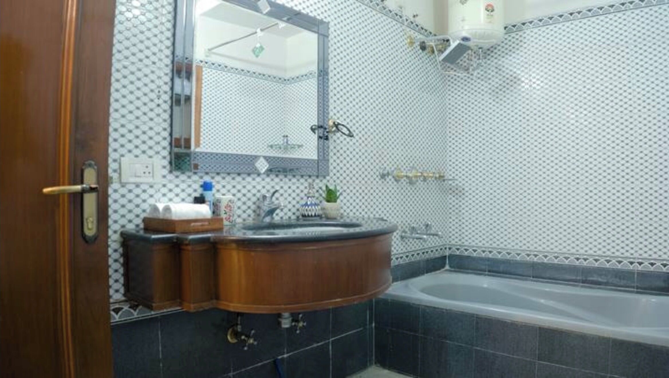 Bidet, towels, soap, toilet paper