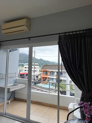 Microwave, dishwasher, electric kettle - PMS GUEST HOUSE PATONG (Patong)