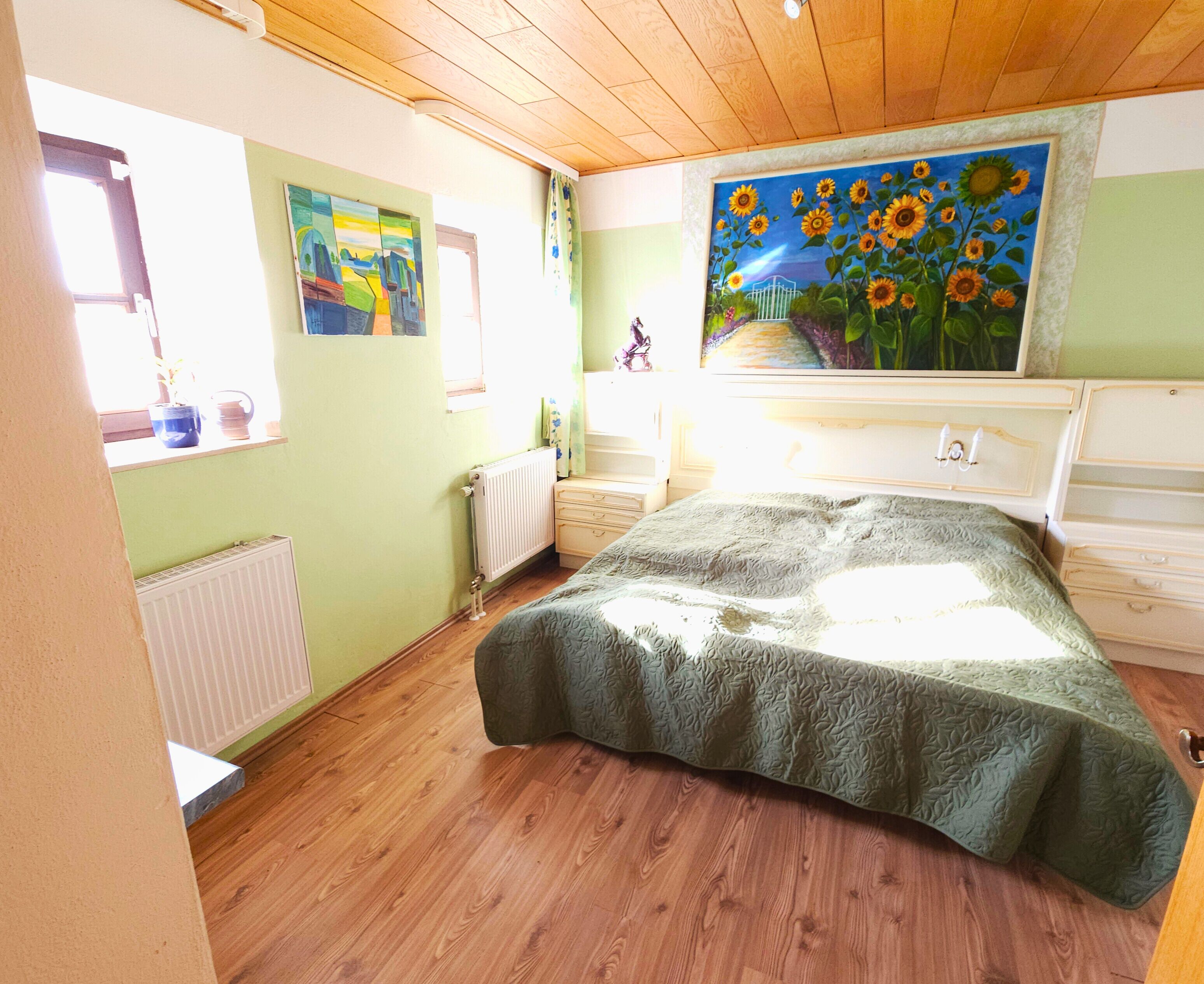 2 Schlafzimmer, Schreibtisch, kostenloses WLAN, Bettwäsche