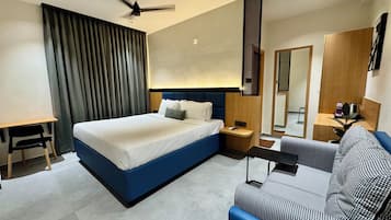 Camera Standard con letto matrimoniale o 2 letti singoli, vista città | Una cassaforte in camera, Wi-Fi gratuito