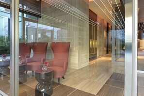 Unclassified image, 4 of 57, button - Oakwood Premier Tokyo (Tokyo)