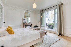 1 chambre, bureau, fer et planche à repasser, Wi-Fi gratuit