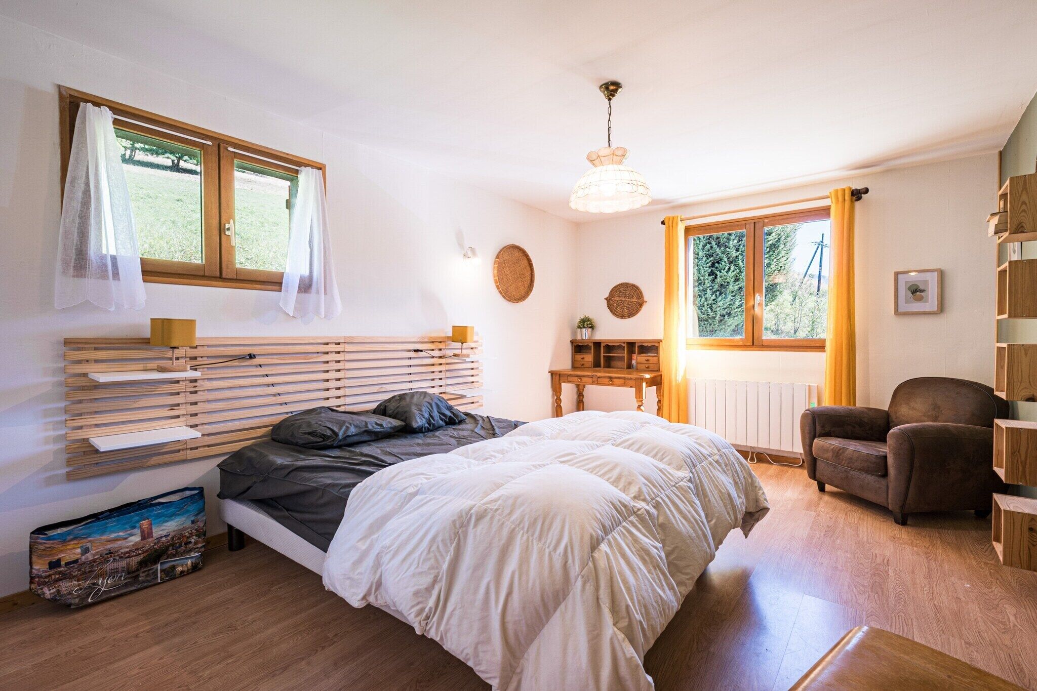 4 bedrooms