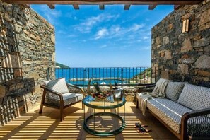 Cots/infant beds - Wyndham Grand Crete Mirabello Bay (Agios Nikolaos)