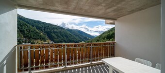 Cozy 2- bedroom Mountain Apartment in Allos.