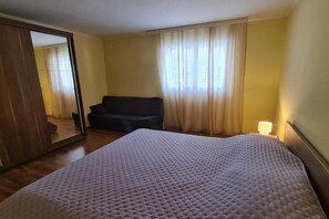 2 chambres, lit parapluie, Wi-Fi gratuit