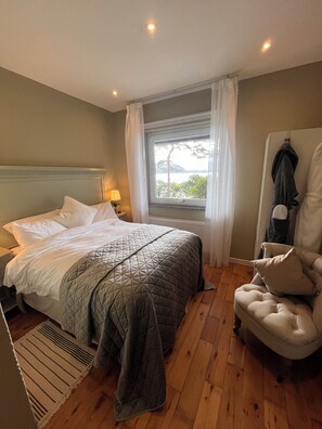 6 Schlafzimmer, Bügeleisen/Bügelbrett, WLAN, Bettwäsche