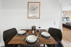 Dining - Kaiserslautern No. 1: Studio-Apartment (Kaiserslautern)