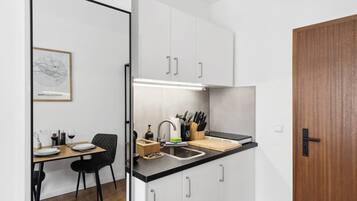 Kühlschrank, Ofen, Herdplatte