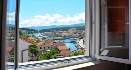 One Bedroom Luxury Apartment with Balcony and Sea View 1