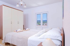 1 Schlafzimmer, Bügeleisen/Bügelbrett, Reisekinderbett, kostenloses WLAN