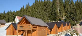 Cozy Berane Stay in Ski Area with On-Site Restaurant - Lux Cottage