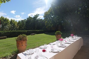 Área para banquetes al aire libre