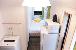 F(1p) | Free WiFi - Zenith Shinjuku Hinoki Building B (Tokyo)