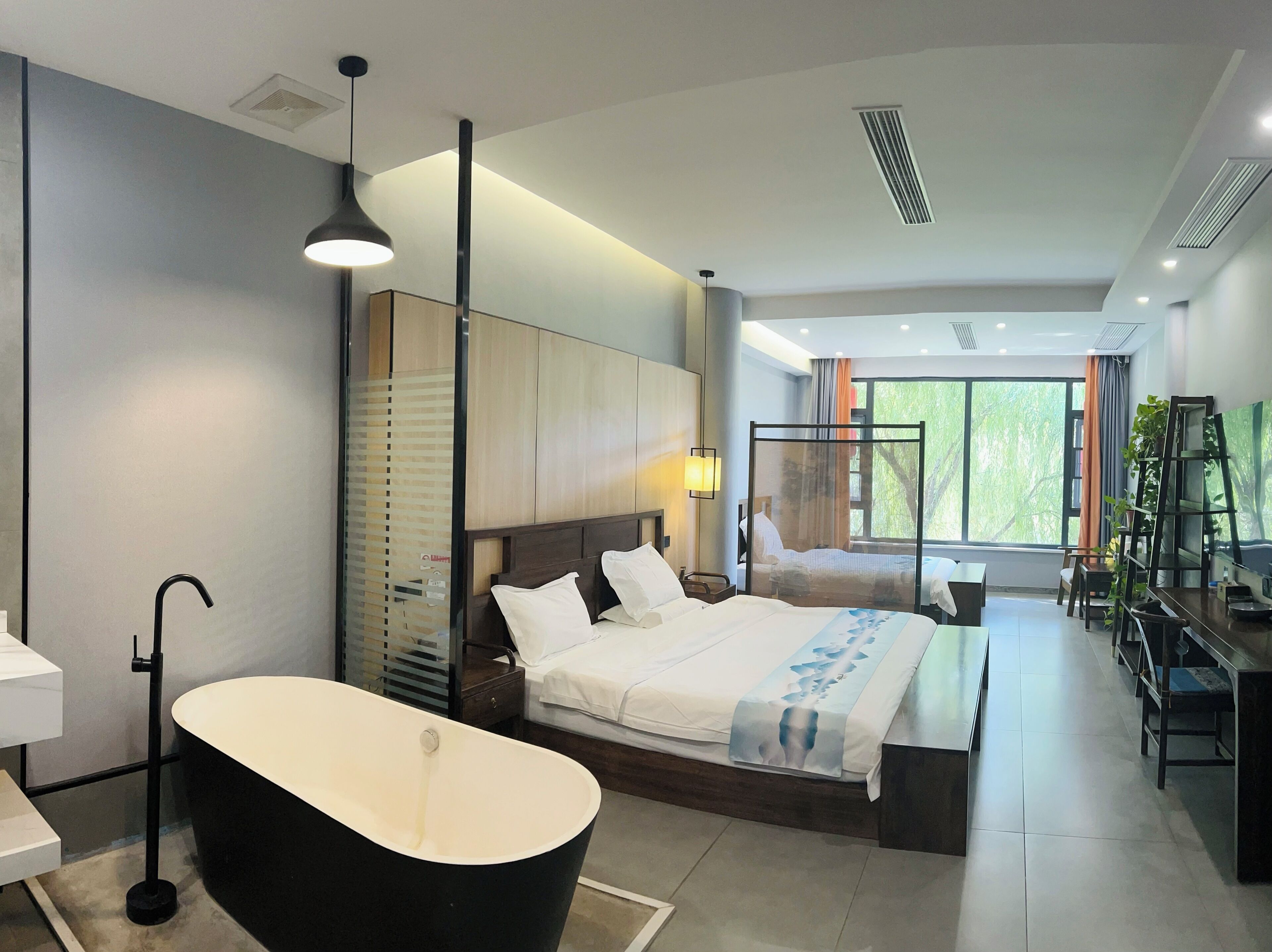 高级双床家庭房 | 遮光布/窗簾、隔音、熨斗/熨衣板、免費無線上網