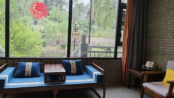 典雅套房, 河景 | 遮光窗簾/窗簾、熨斗/熨衫板、免費 Wi-Fi