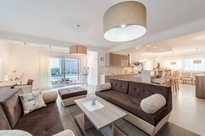 スマートテレビ