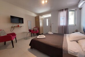 Iron/ironing board, Internet