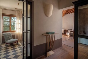 Junior Suite | Minibar, in-room safe, desk, soundproofing - Fattoria di Vegi (Castellina in Chianti)