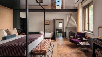 Doppia Deluxe su 2 livelli, Terrazzo | Minibar, brankas, meja kerja, dan kedap suara