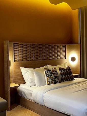 Deluxe Villa, Balcony | Desk, free WiFi