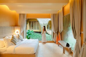 Villa – deluxe, balkong | Skrivebord og wi-fi (inkludert)