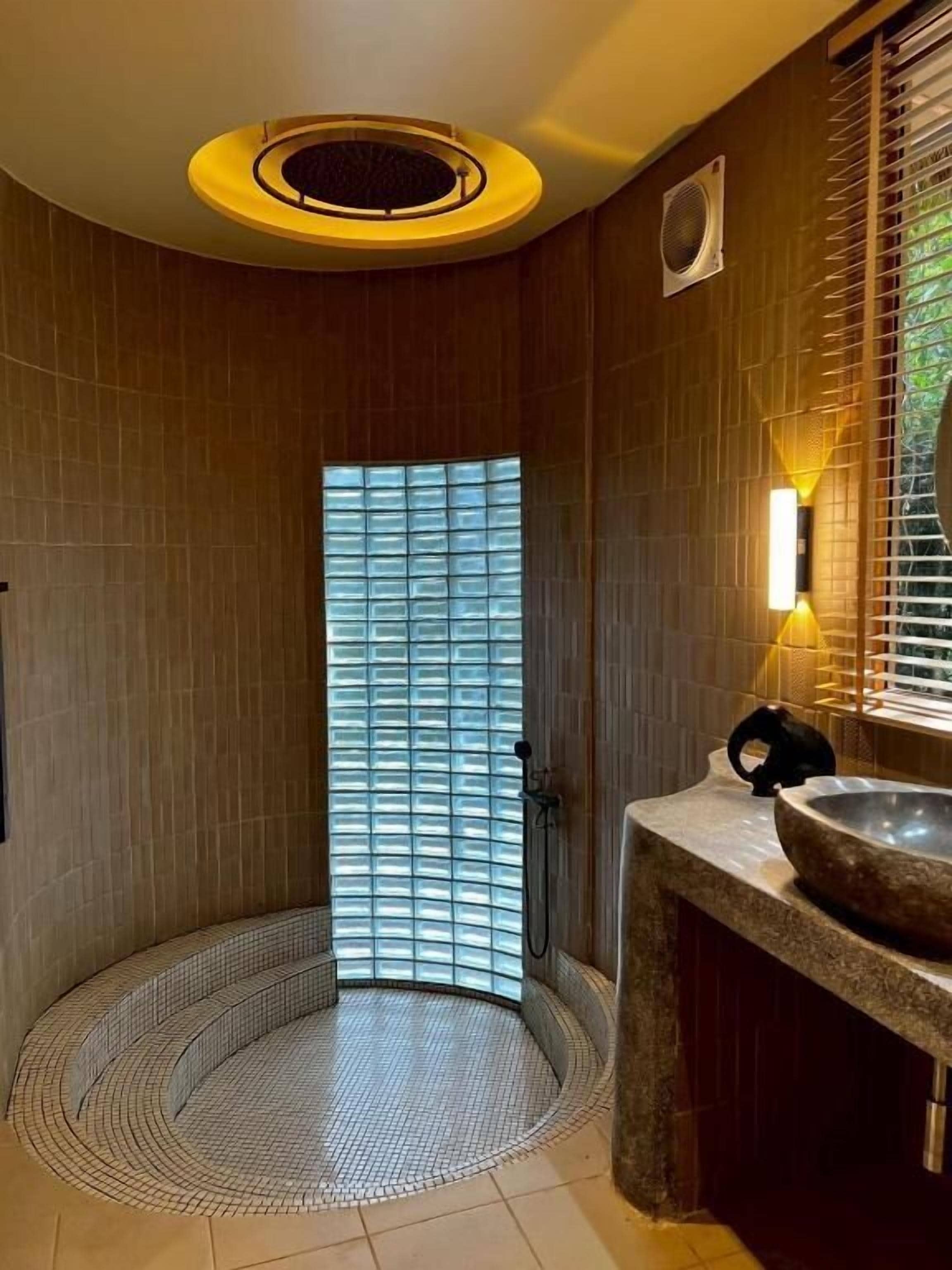 Bureau, Wi-Fi gratuit