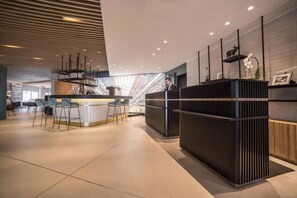Lobby - Courtyard Paris Arcueil (Arcueil)