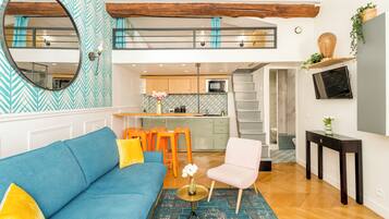 Appartement | Woonruimte | Een 32-inch smart-tv met kabelzenders, Netflix en streamingdiensten