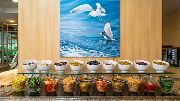 Restaurant - Sandy bay hotel (Elenite)