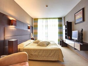 Standard Suite, Balcony, Mountain View | Free WiFi - Sandy bay hotel (Elenite)